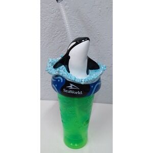 SeaWorld Shamu Orca Whale Plastic Souvenir Cup 3D Topper w/ Straw Collectible